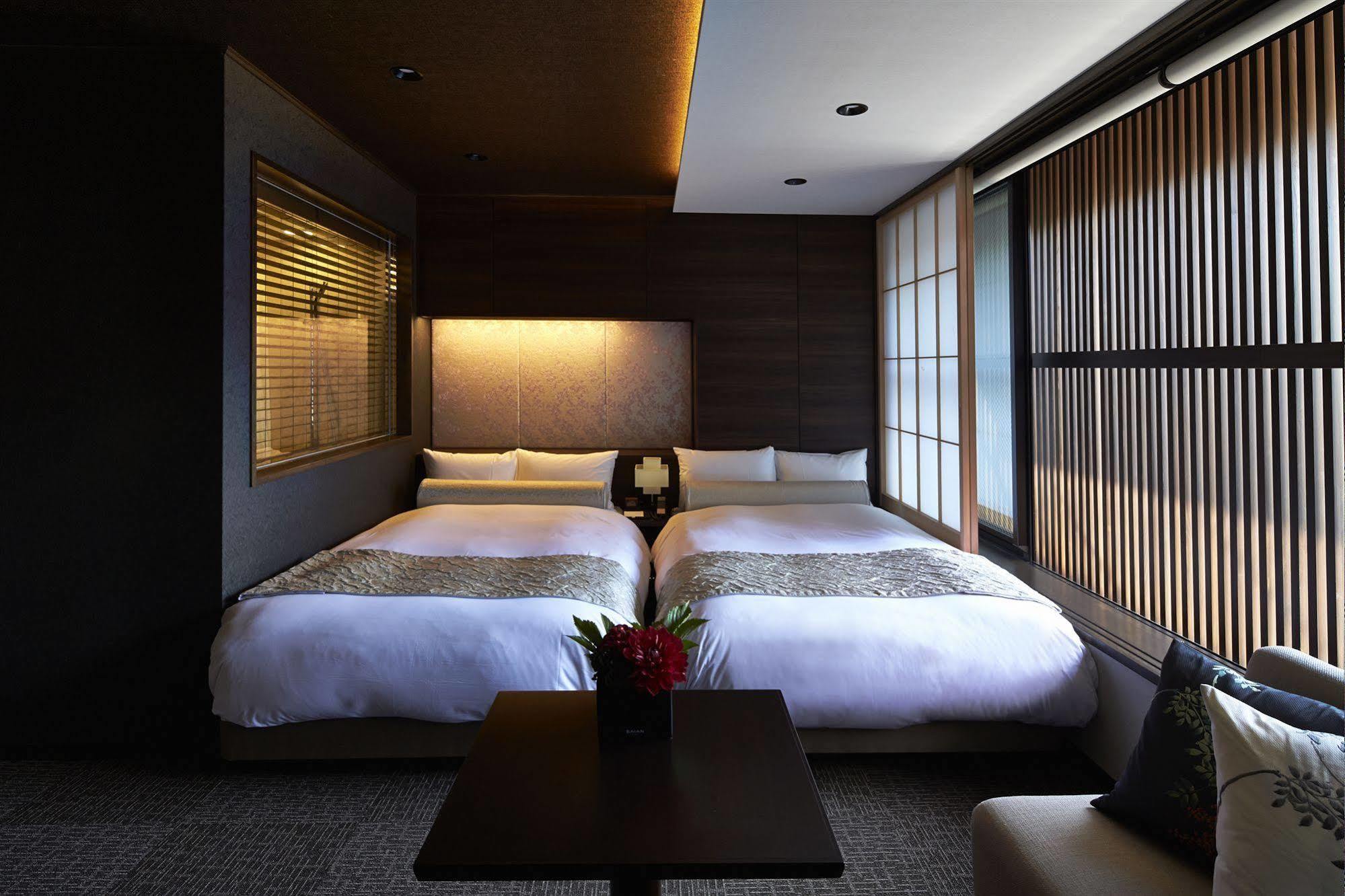 Gracevilla Nijo-Jo Castle Villa Aneyakoji Киото Экстерьер фото