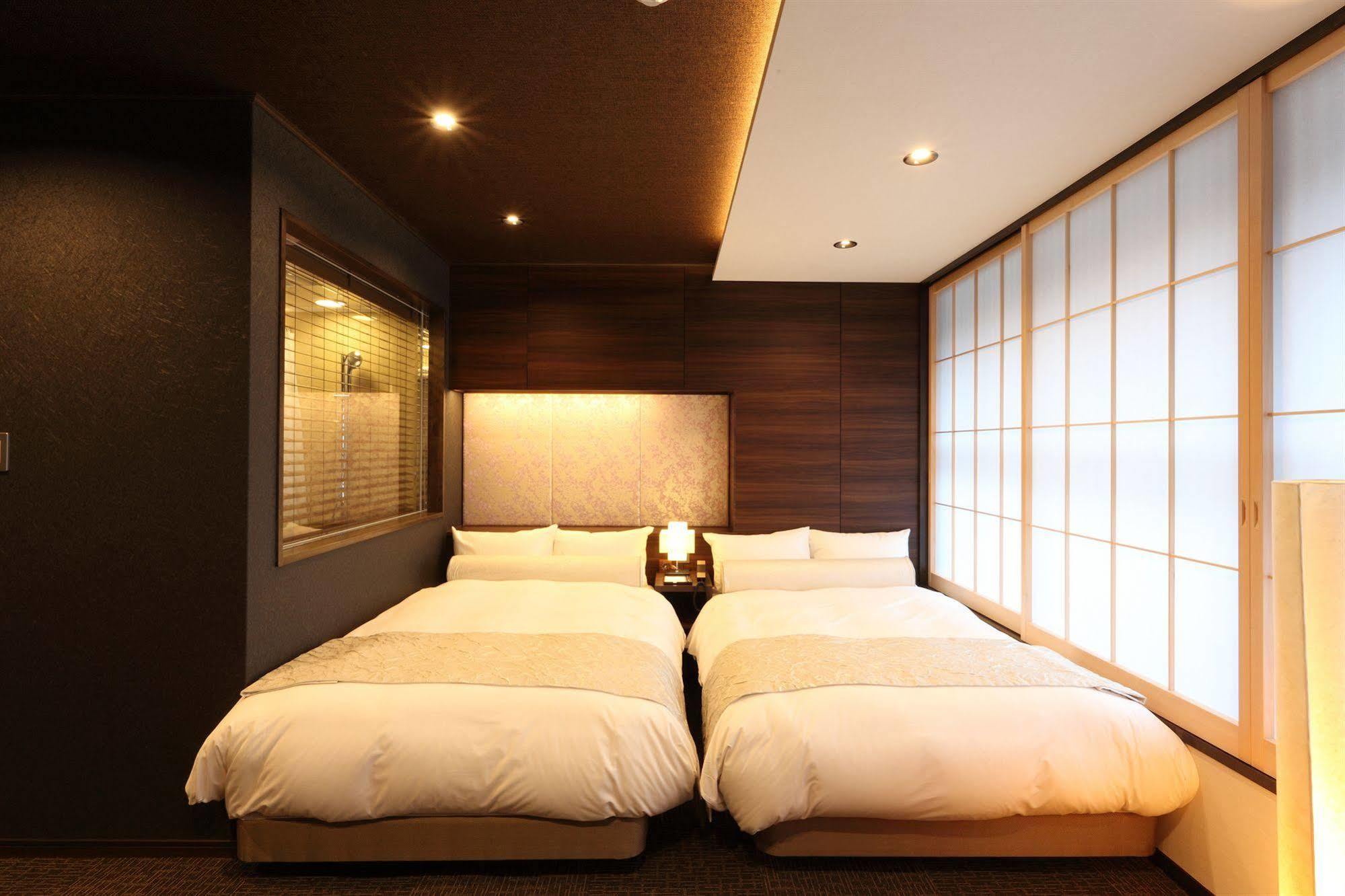 Gracevilla Nijo-Jo Castle Villa Aneyakoji Киото Экстерьер фото